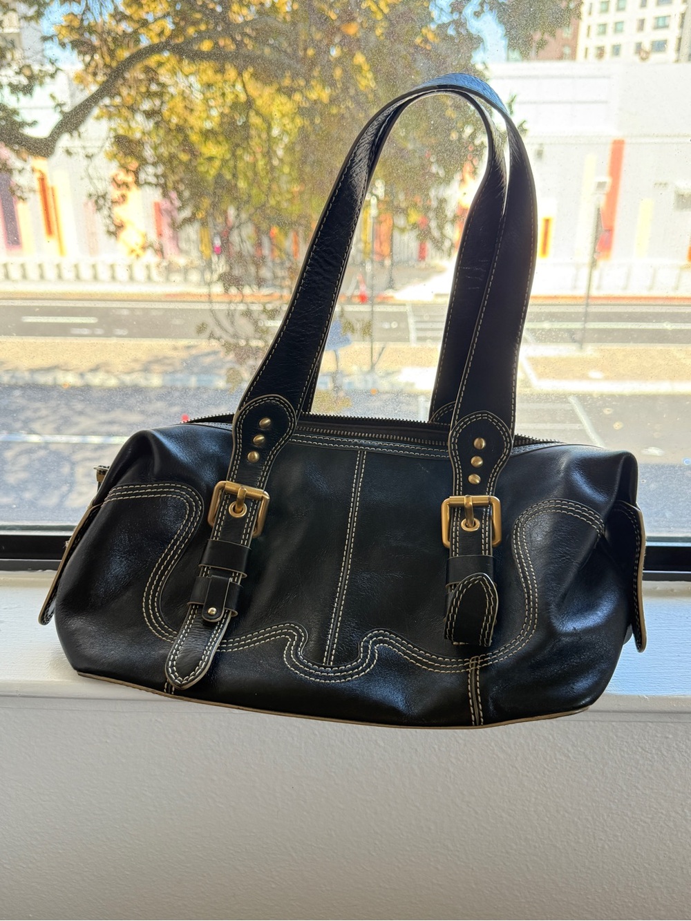 Y2K Leather Bag w/ White Contrast Stitching